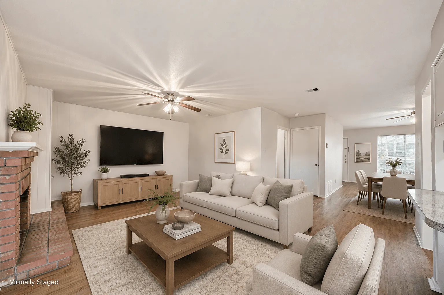 Towne Oaks — Photo 1