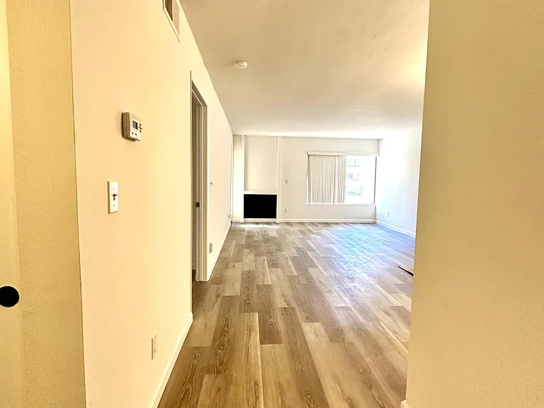 6757 Friars Rd #3 — Photo 9
