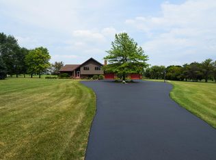 8422 Old Ridge Rd, Plainfield, IL 60544