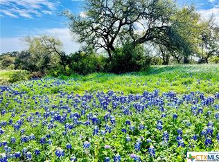 400 Boulder Blf, San Marcos, TX 78666
