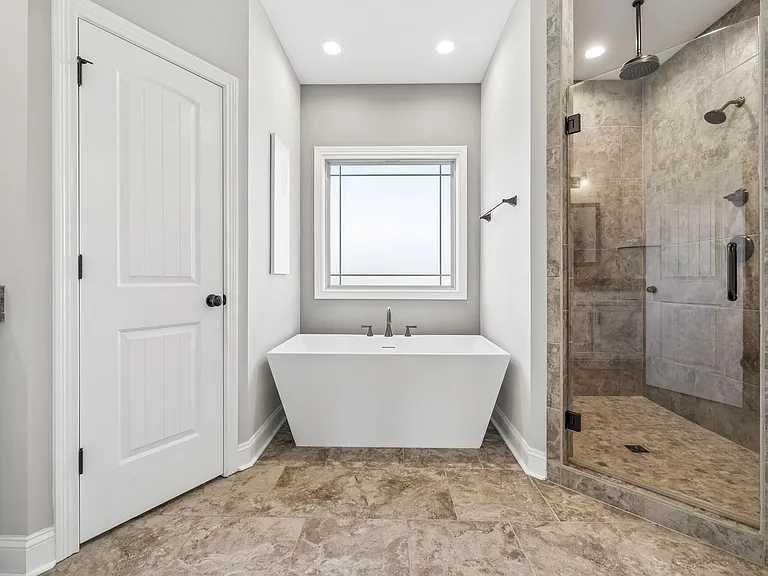 8325 Turnbull Dr — Photo 24