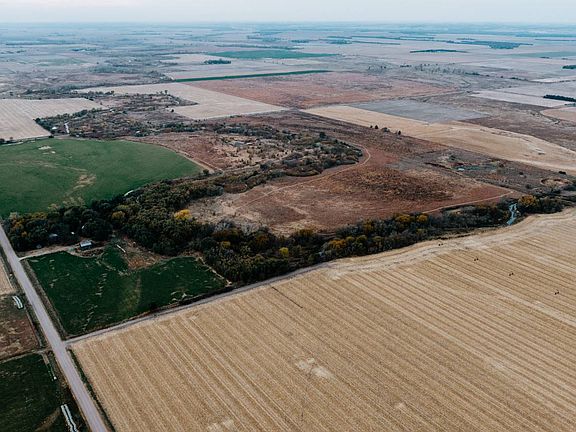 2nd image of 570 Road