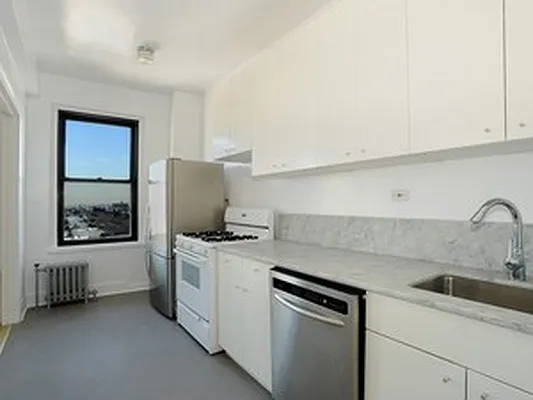 Sold by Corcoran | media 13