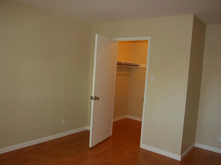 2780 Longford Dr — Photo 11