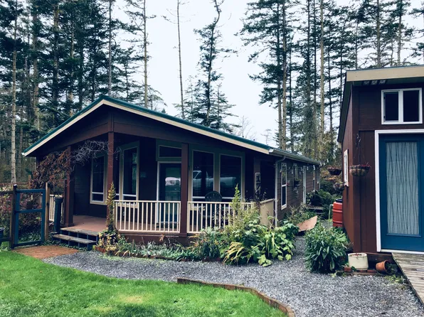 174 Robin Ln, Lopez Island, WA 98261