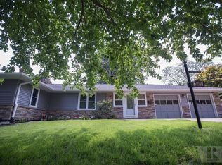 2501 River Dr, Burlington, IA