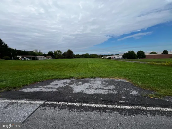 207 McRand Ct, Hagerstown, MD 21740