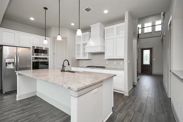 22368 Misty Woods Ln — Photo 3