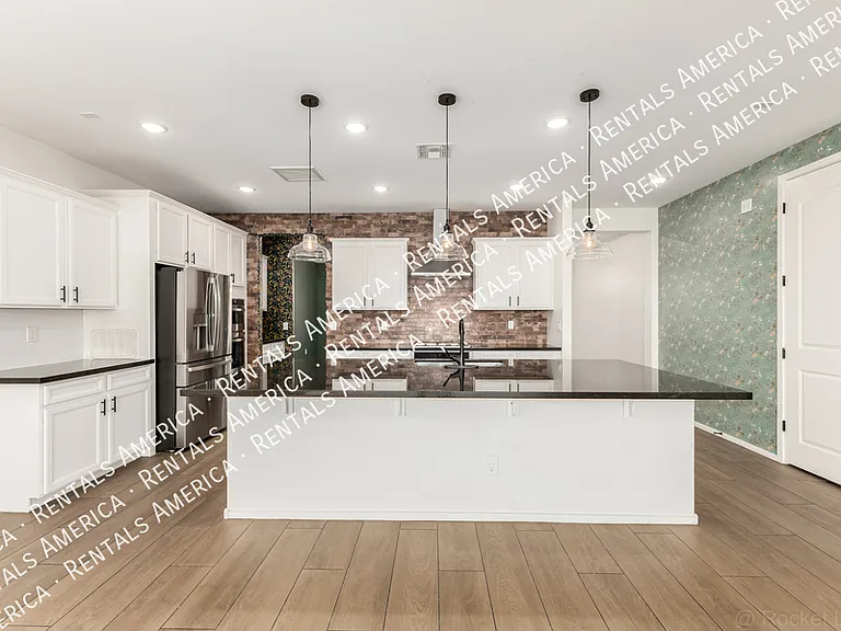 13695 N 145th Dr — Photo 16