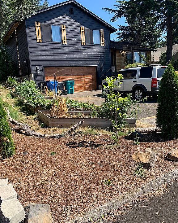 1st image of 2611 SE Blairmont Dr