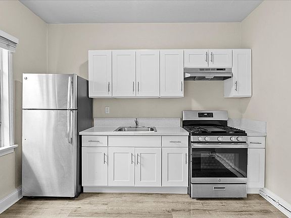 5th image of 118 N Westmoreland Ave APT 204