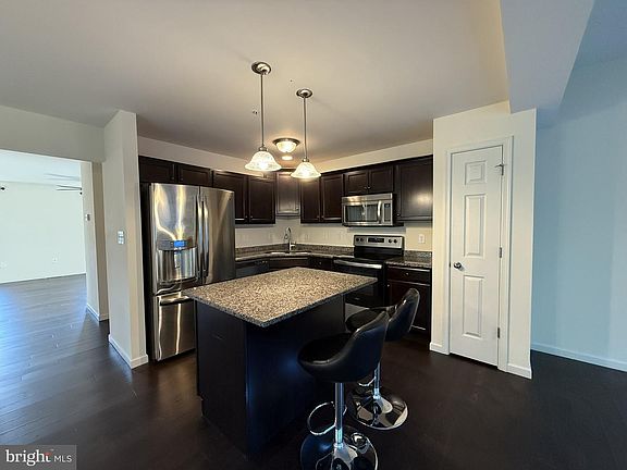 4th image of 136 Kestrel Ln