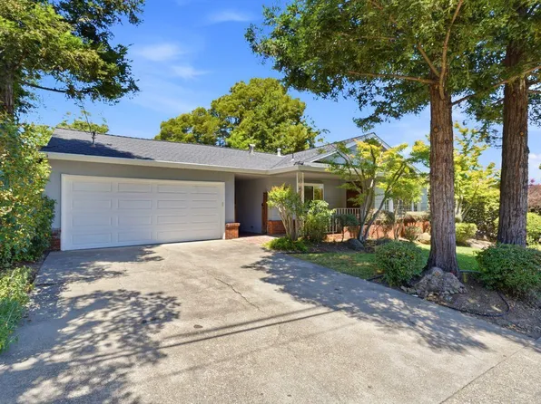 13 El Rose Drive, Petaluma, CA 94952