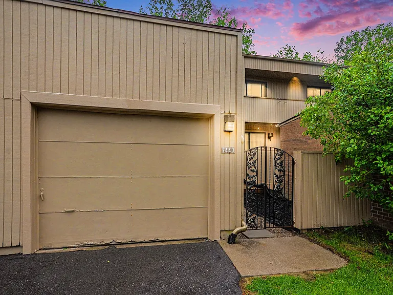 7440 Azalea Ct — Photo 16