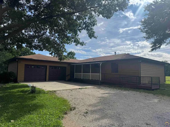 11506 Westbound Hwy, Maple Hill, KS 66507