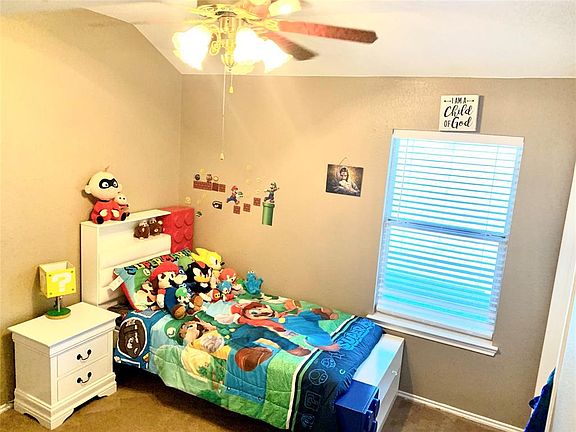 4th image of 1001 Comfort Dr