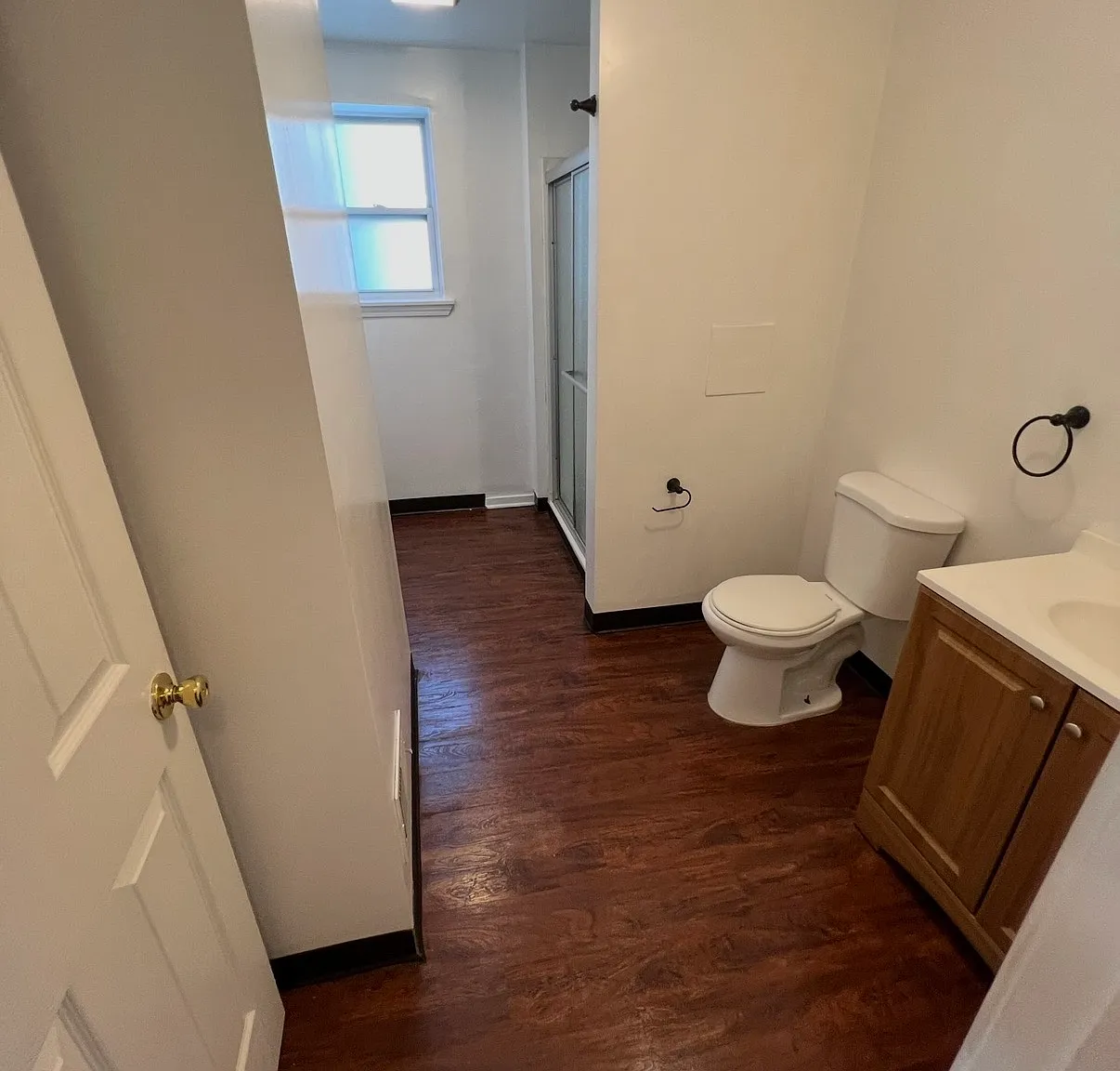 3 bed, $2,700 — Photo 2