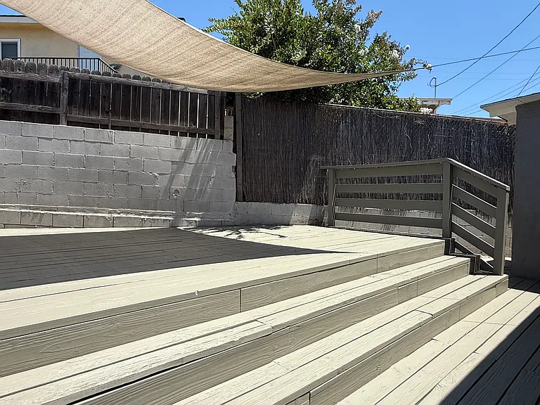 647 W Avenue 28 — Photo 15