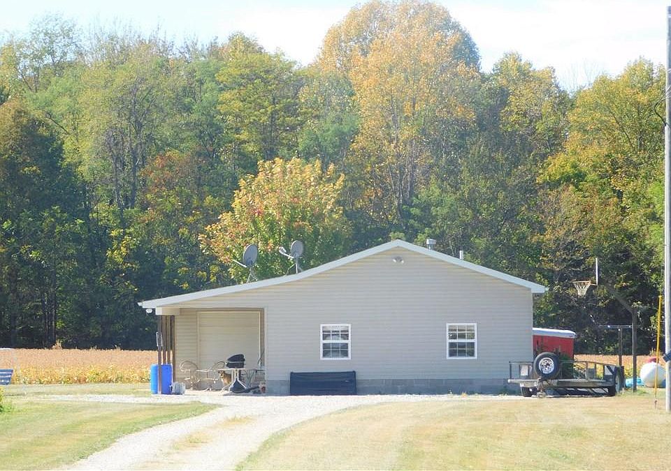 1st image of 8909 S County Road 225 E