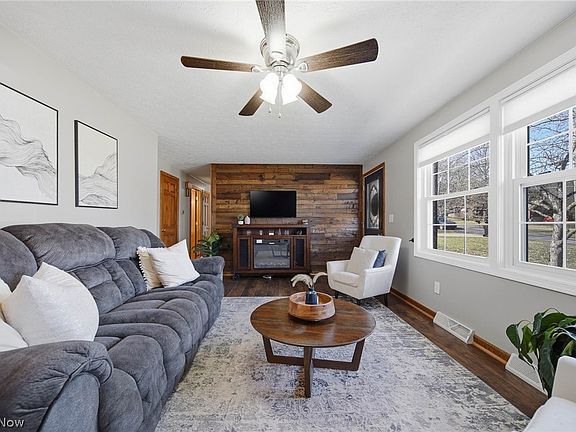 4th image of 2776 Brouse St NW