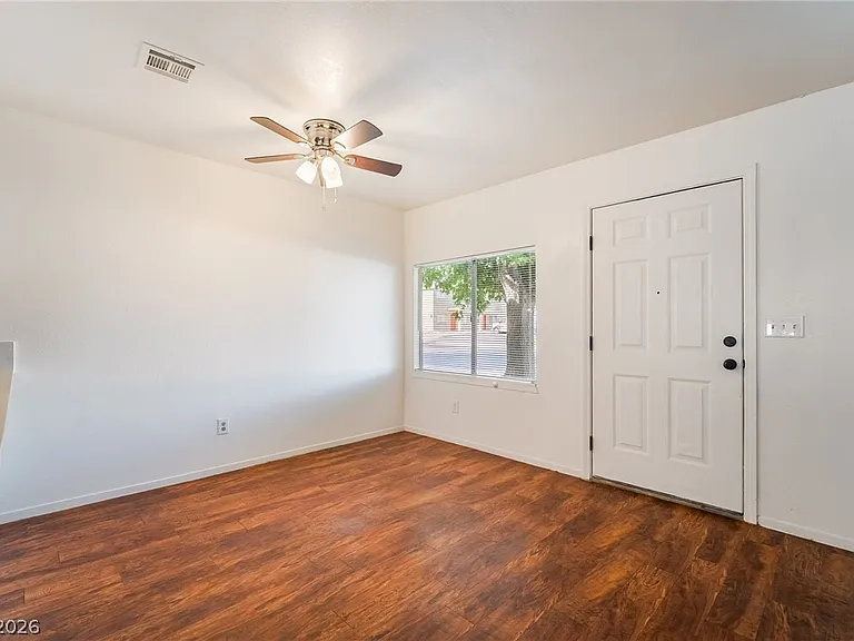 1611 E Harmon Ave #3 — Photo 10