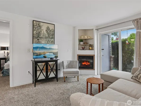 18621 Blueberry Lane #A104, Monroe, WA 98272