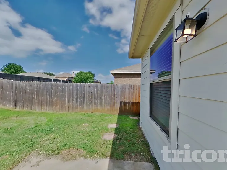 8621 Sagebrush Trl — Photo 14