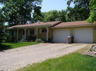 10871 Wiggins Rd, Howell, MI 48855