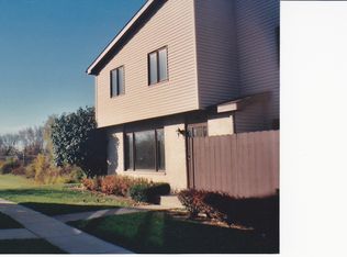 278 E Woodlawn Rd, New Lenox, IL 60451