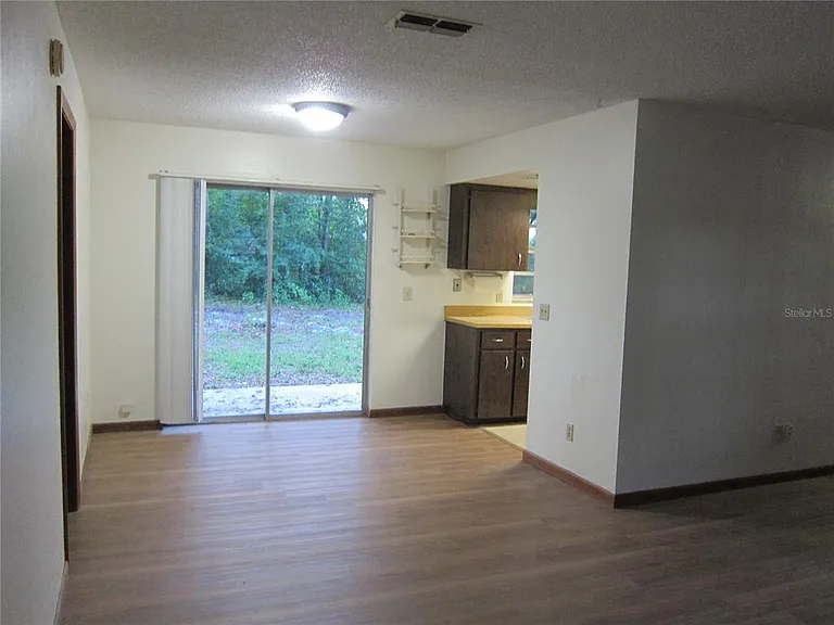 1209 SW 80th Dr — Photo 7