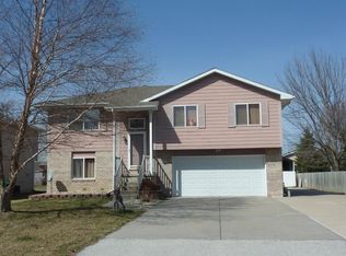 1812 26th Ave, Council Bluffs, IA 51501