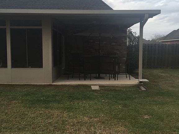 4th image of 43051 Sycamore Bend Ave