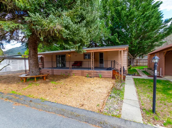 315 W Evans Creek Rd Unit 18, Rogue River, OR 97537
