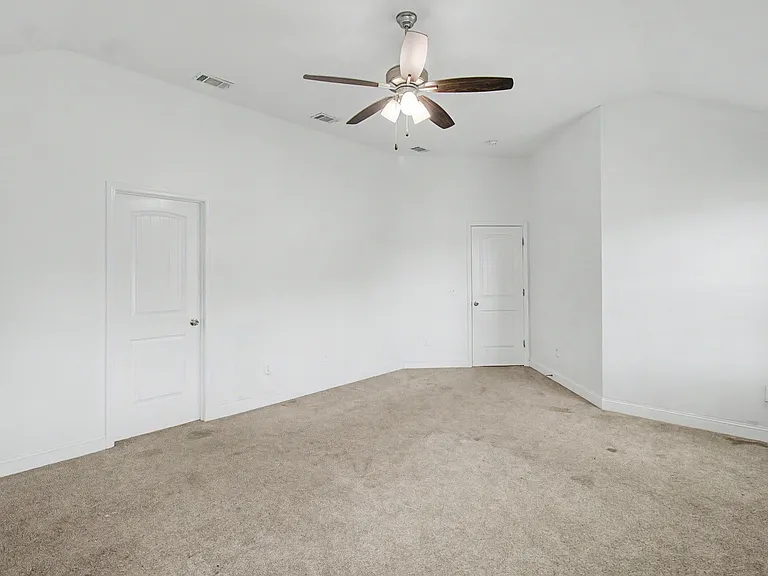 390 Fairview Cir — Photo 31