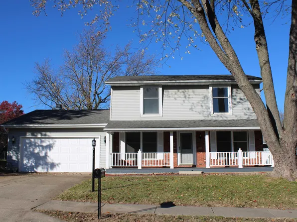 1303 W Kingsway Dr, Peoria, IL 61614