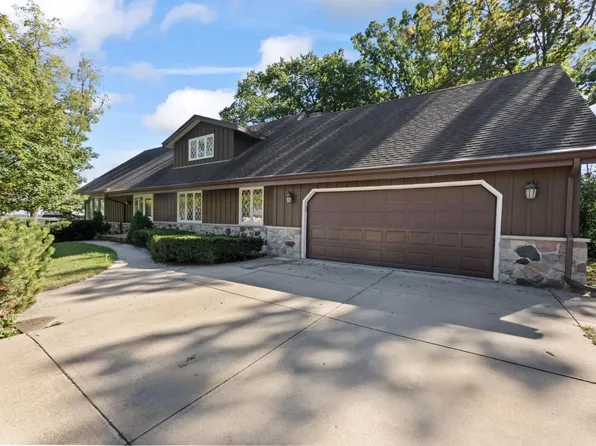 N85W17679 Ann AVENUE, Menomonee Falls, WI 53051