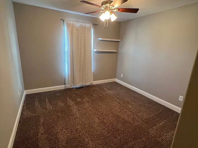5353 S Twelve Oaks Rd — Photo 13
