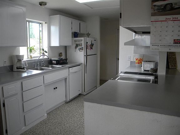 5th image of 2919 E Vinup St