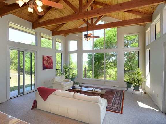 5th image of 28486 Preakness Ln