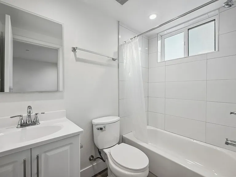 MH Liping 3505 Raymond Ave — Photo 9