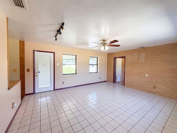 3rd image of 813 HALSTEAD STREET