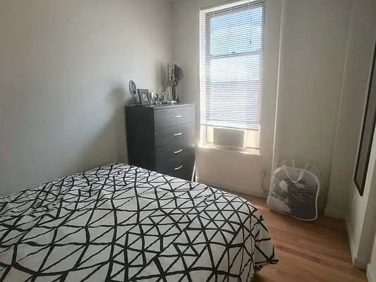 Rented by Sovereign Associates | media 18