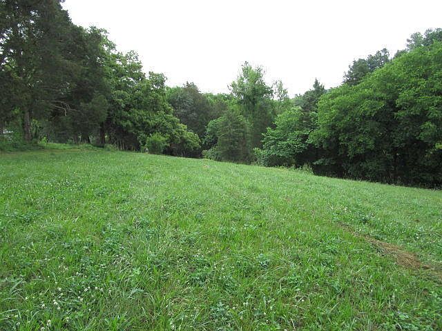 2nd image of 2279 Perrin Hollow Rd