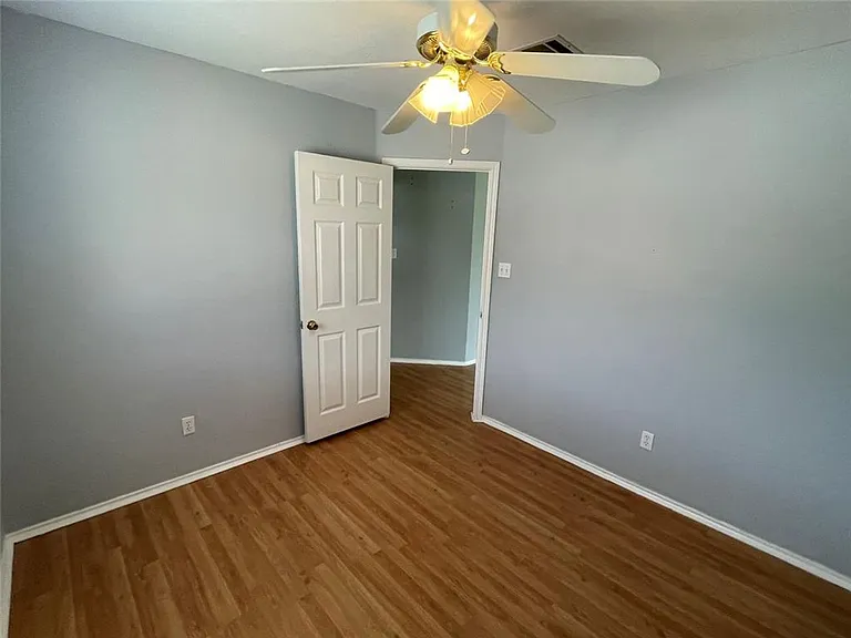 2501 Willow Way — Photo 17