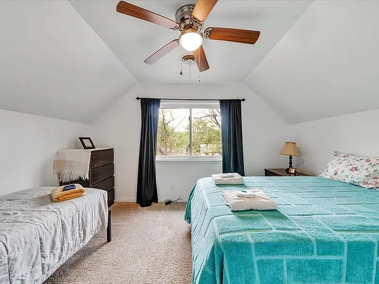 8001 Briarwood Ln — Photo 22