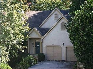145 River Point Ct, Johns Creek, GA 30022
