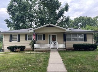 1646 Pawnee St, Leavenworth, KS 66048