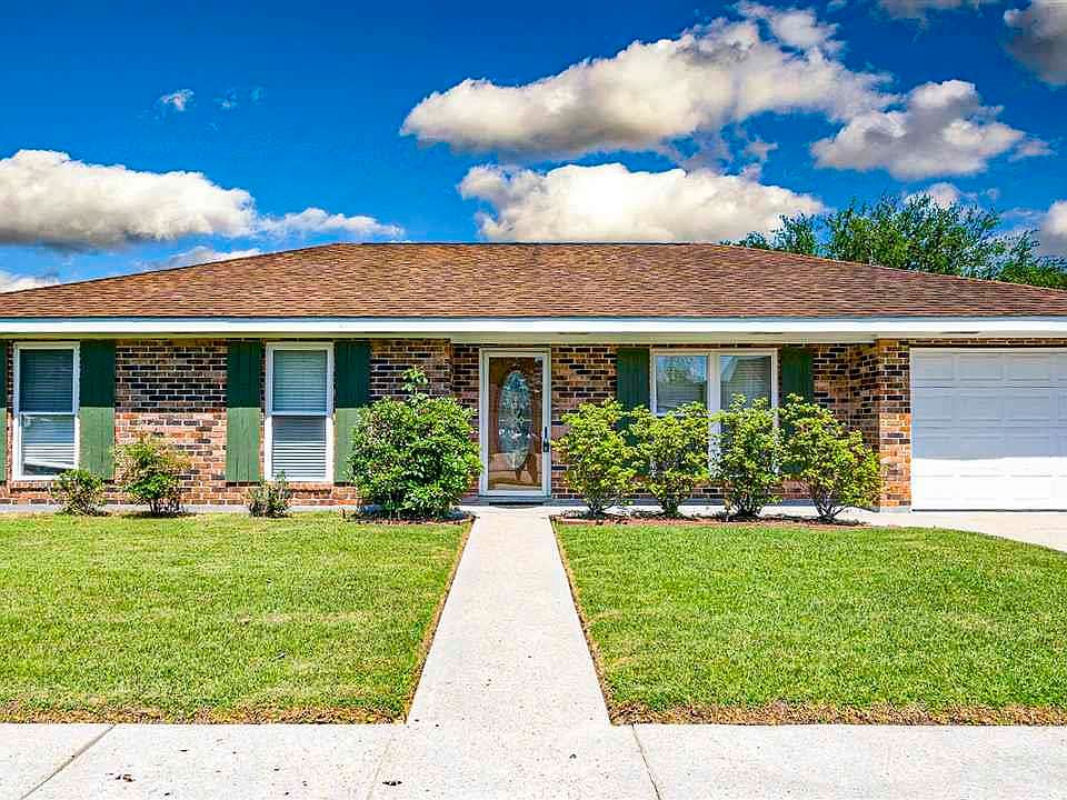 1st image of 1304 Cottage Dr