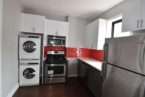 Rented by Zuz Realty | media 17