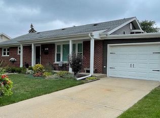 302 Prospect Ave, Wood Dale, IL 60191